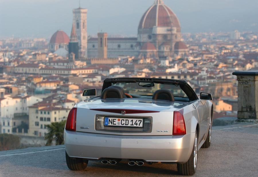  Cadillac XLR Roadster 2004 года  (фото 110 из 128)